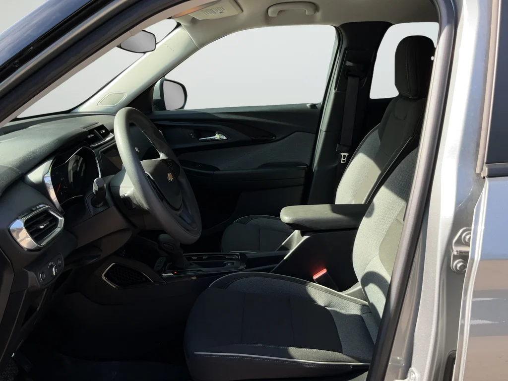 Used 2023 Gray Chevrolet LT image 10