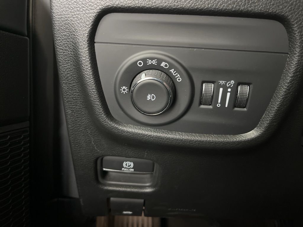 Used 2023 Black Jeep Limited image 12