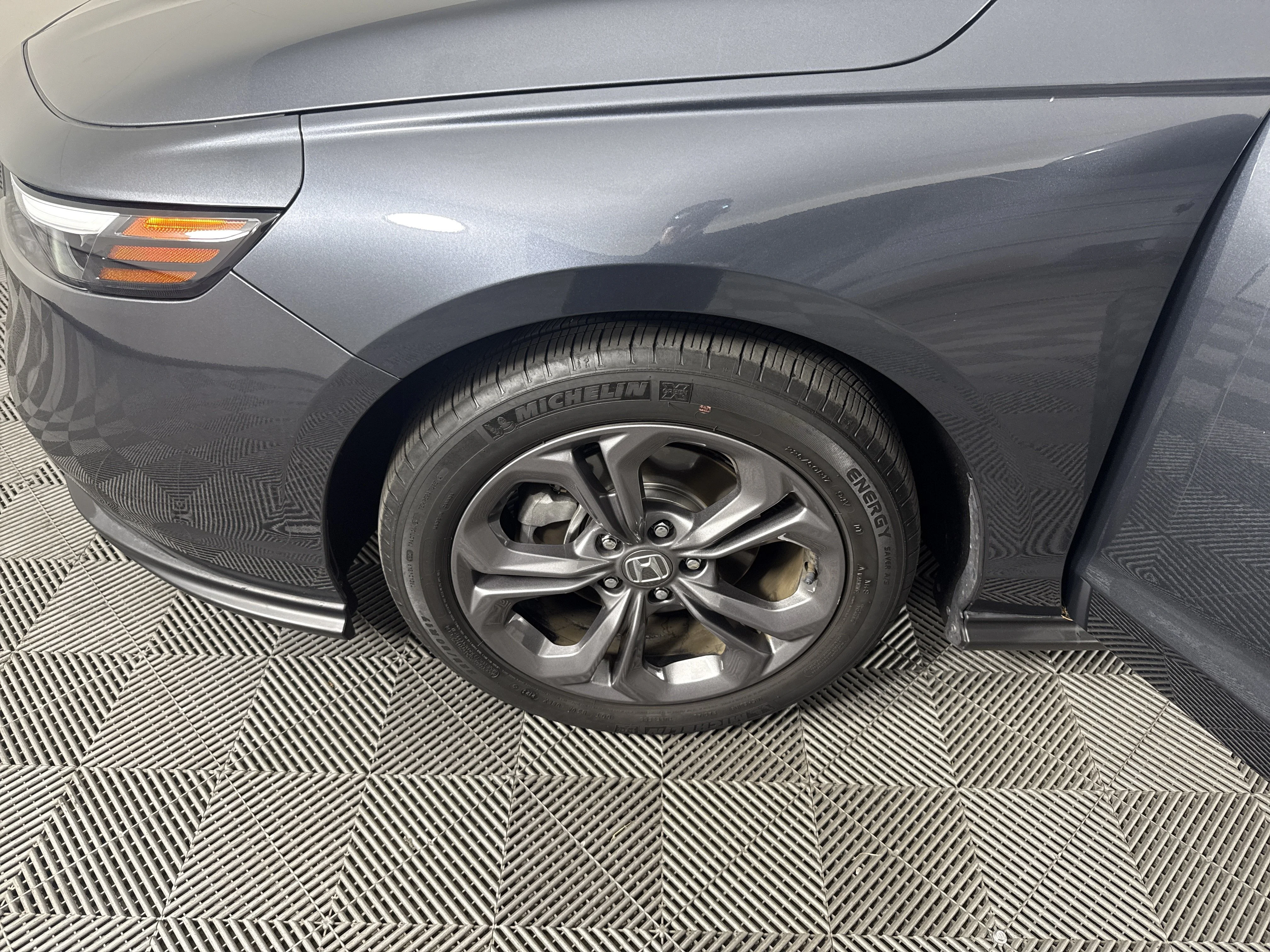 2023 Honda Accord EX - Photo 12