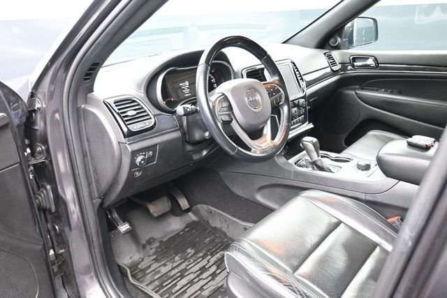 Used 2021 Gray Jeep Overland image 18