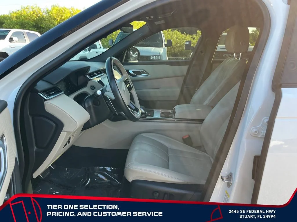 Used 2022 White Land Rover P250 R-Dynamic S image 12