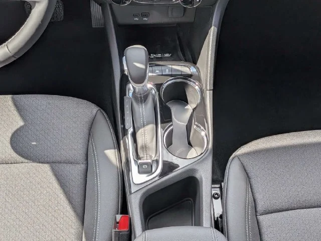 New 2026 Summit White Buick Preferred image 20