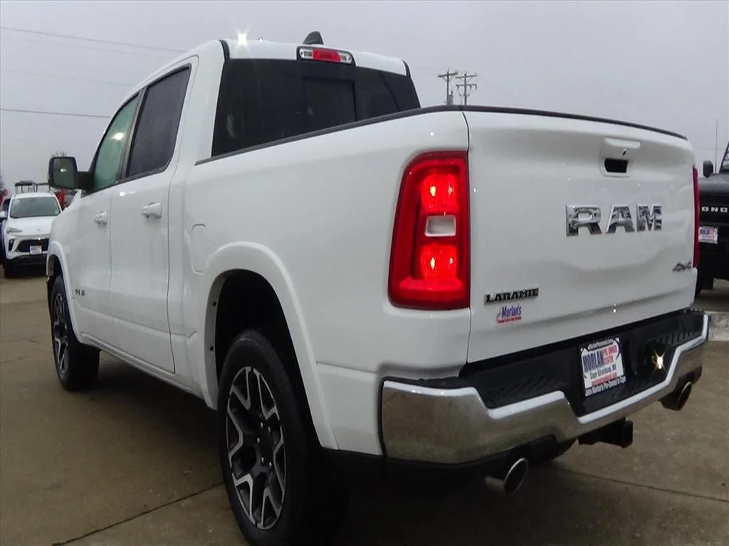 Certified Used 2025 Ivory Tri-Coat Pearl (pwd) RAM Laramie image 8