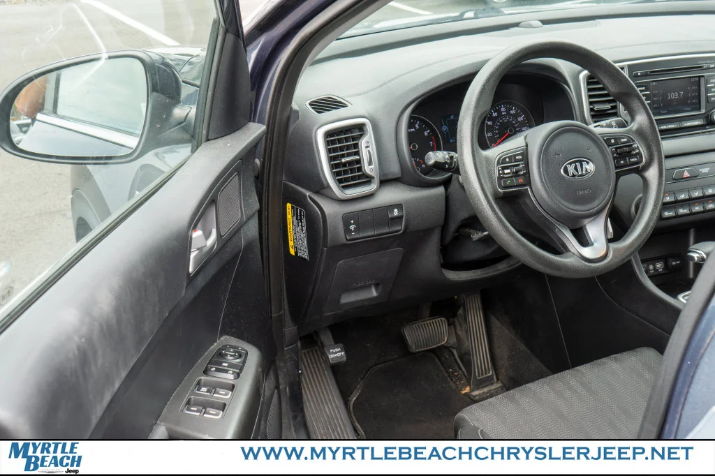 Used 2019 Pacific Blue Kia LX image 15