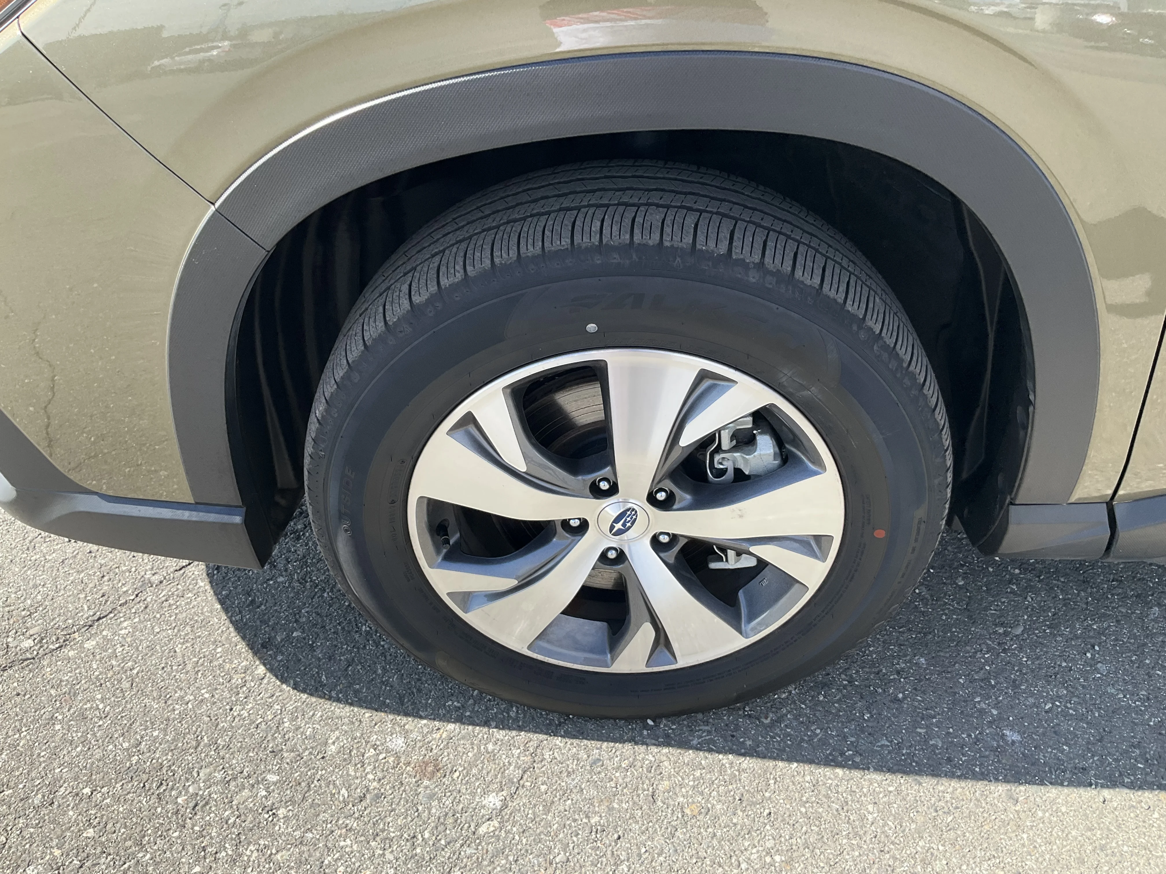 Used 2025 Green Subaru Premium image 6
