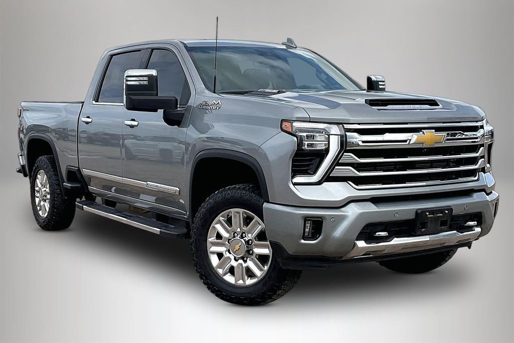 Used 2025 Gray Chevrolet High Country image 1