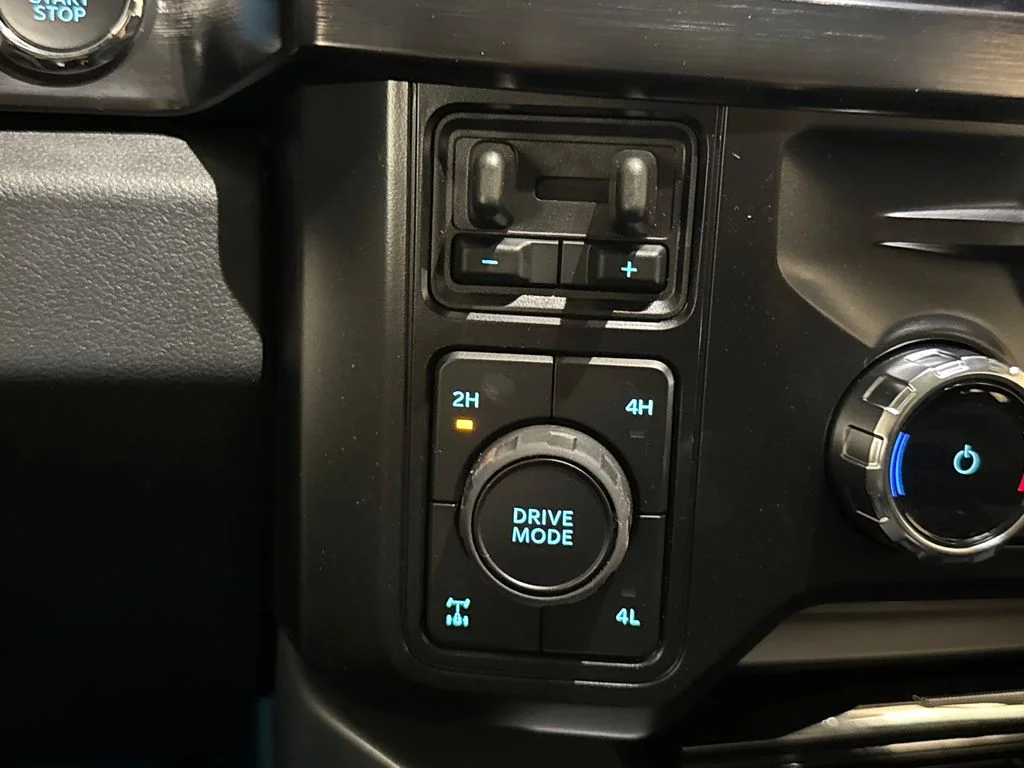 New 2026 Gray Ford Lariat image 34