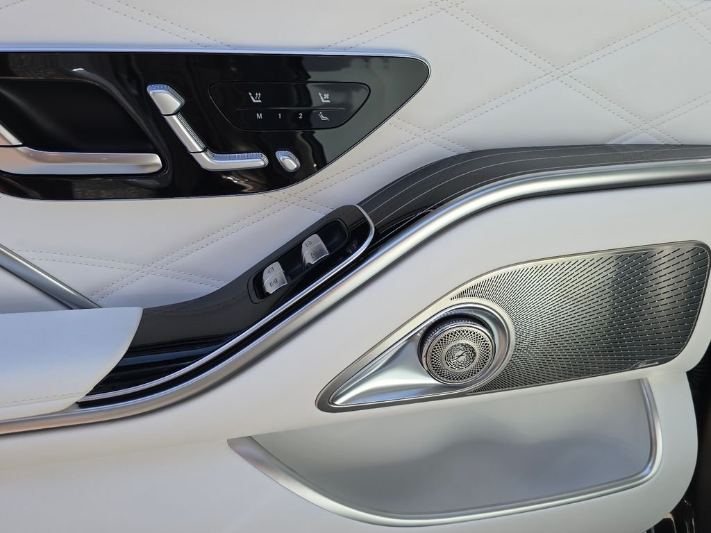 New 2027 Sonoran Brown Metallic Mercedes-Benz S 580 image 29