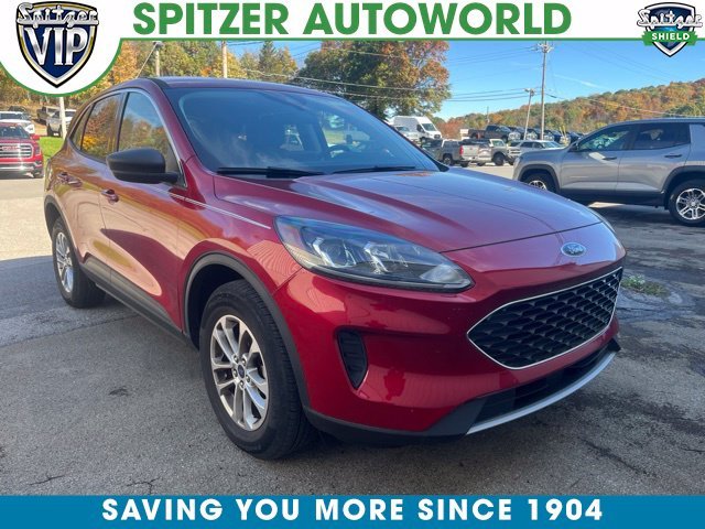 Used 2022 Rapid Red Metallic Tinted Clearcoat Ford SE image 1