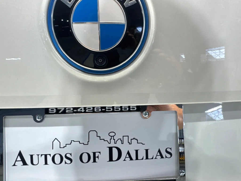 Used 2023 White BMW M60 image 27