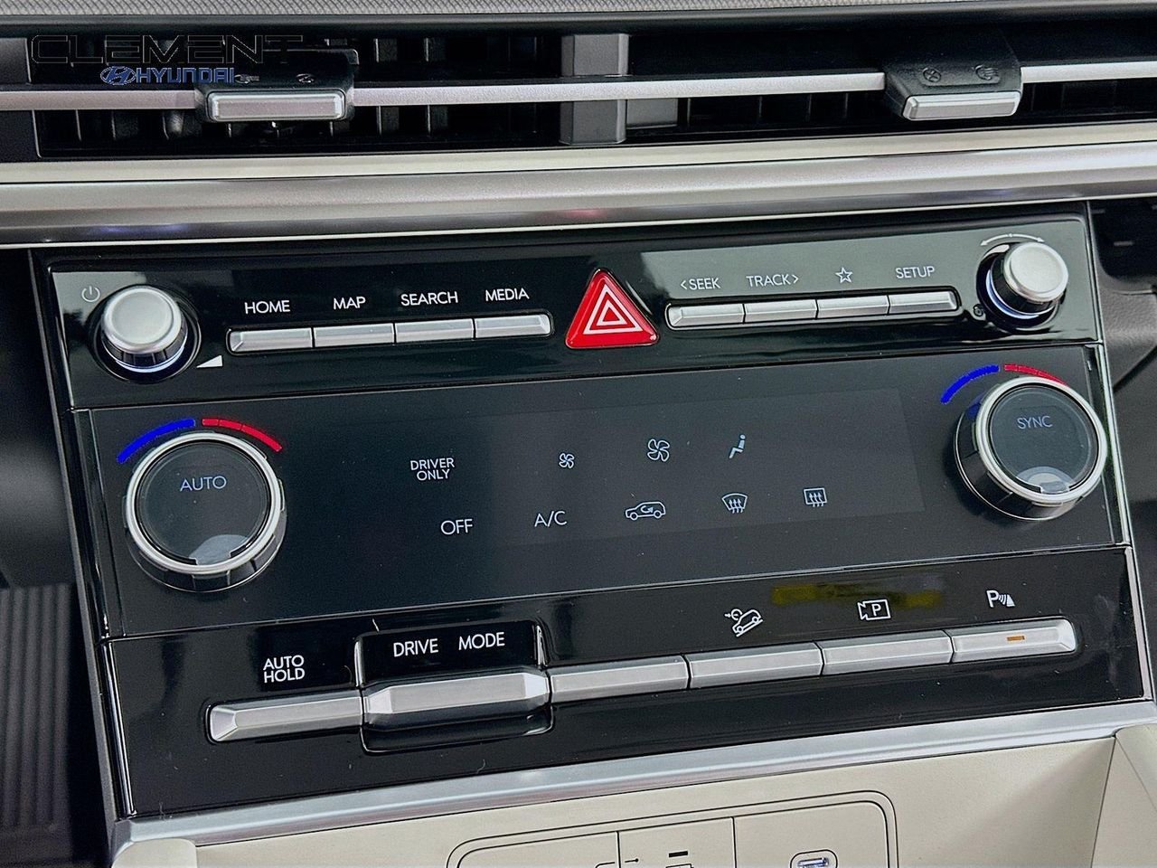 2026 Hyundai Santa Fe SE - Photo 46
