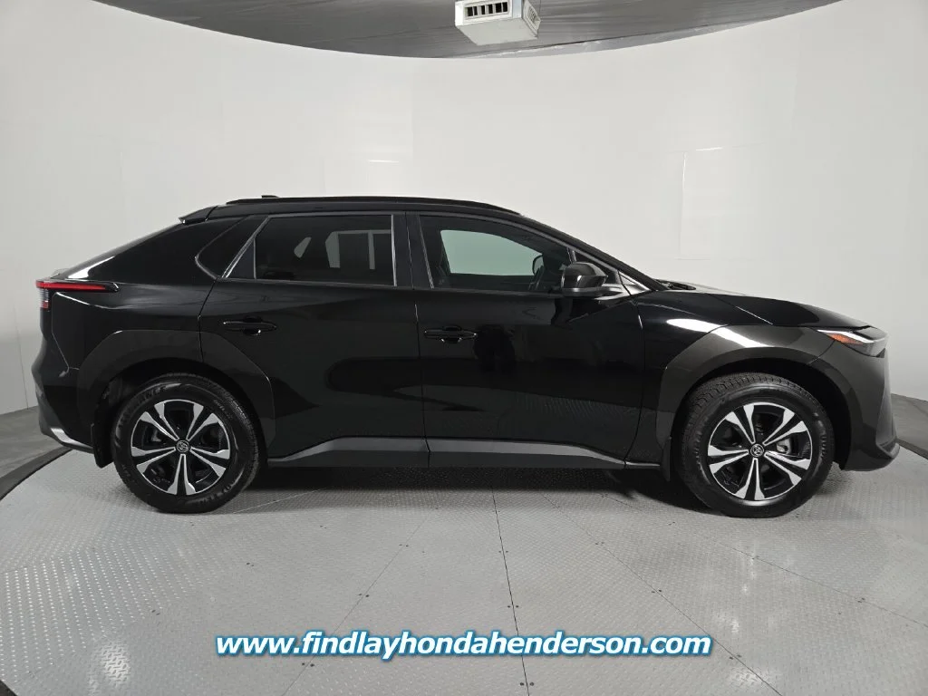 Used 2024 Black Toyota XLE image 7
