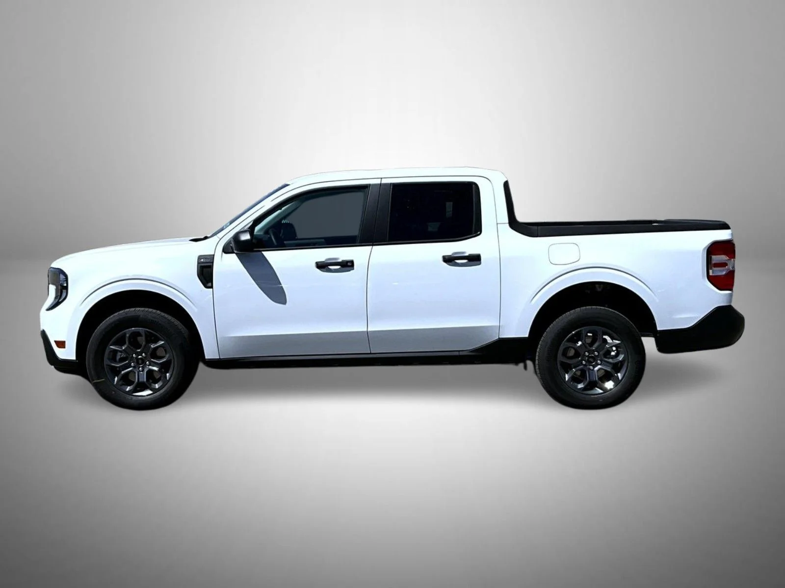New 2026 White Ford XLT image 8