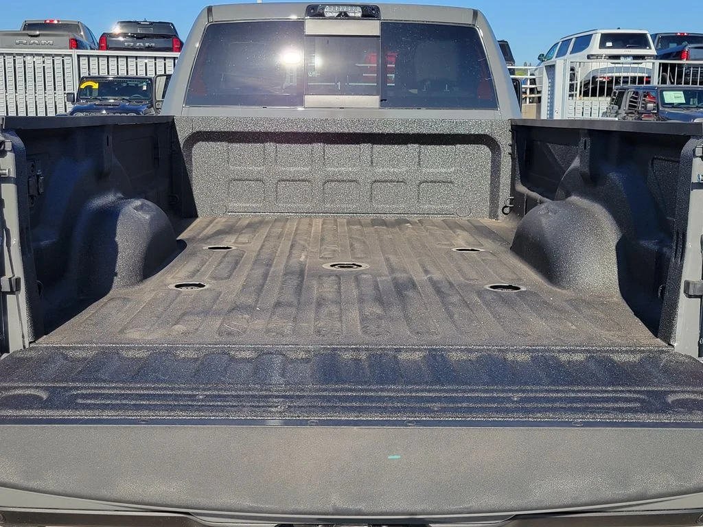2026 Ram Ram 2500 Pickup photo 2
