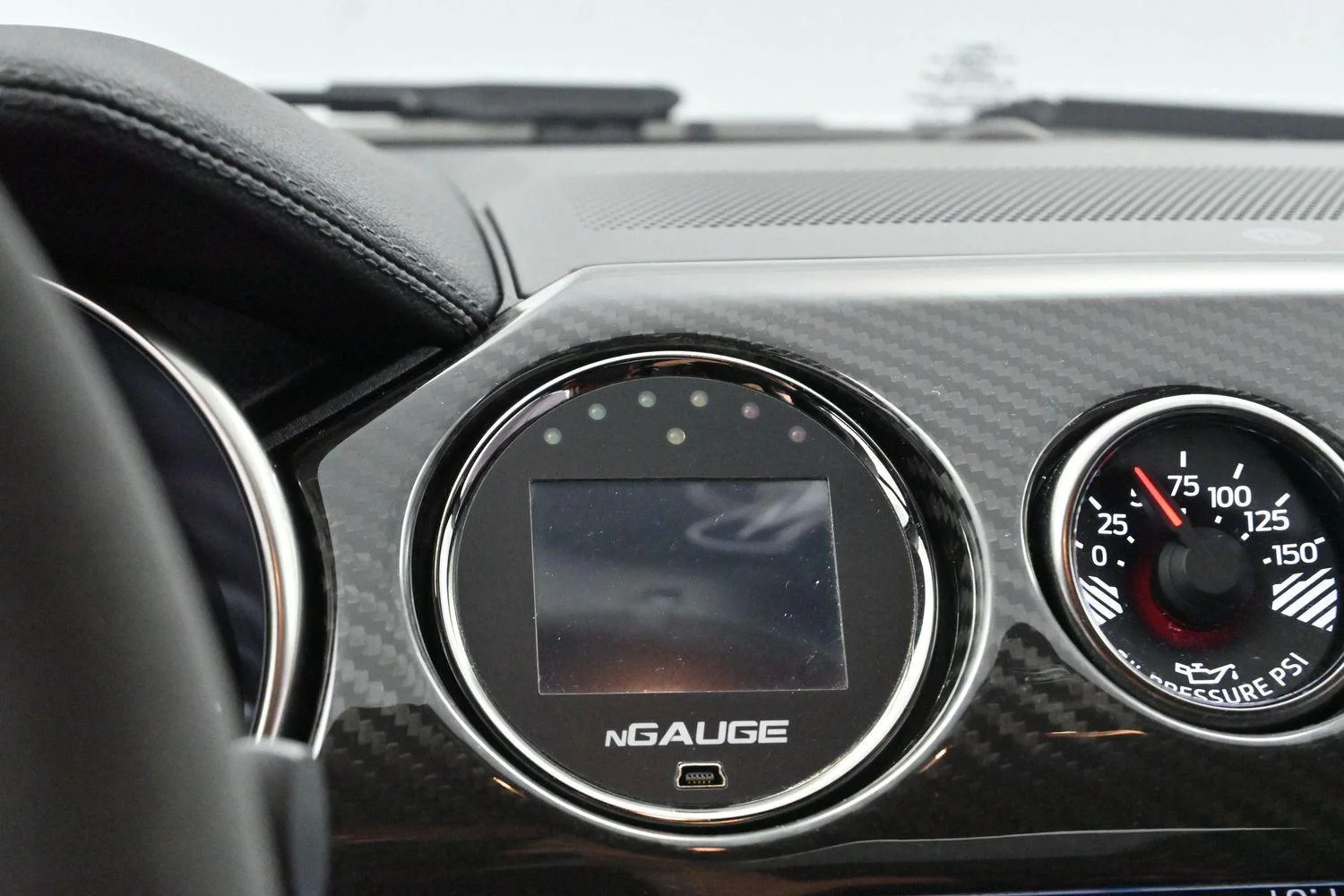 Used 2019 White Ford Shelby GT350 image 30
