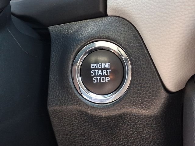 Used 2024 White Toyota XLE image 26