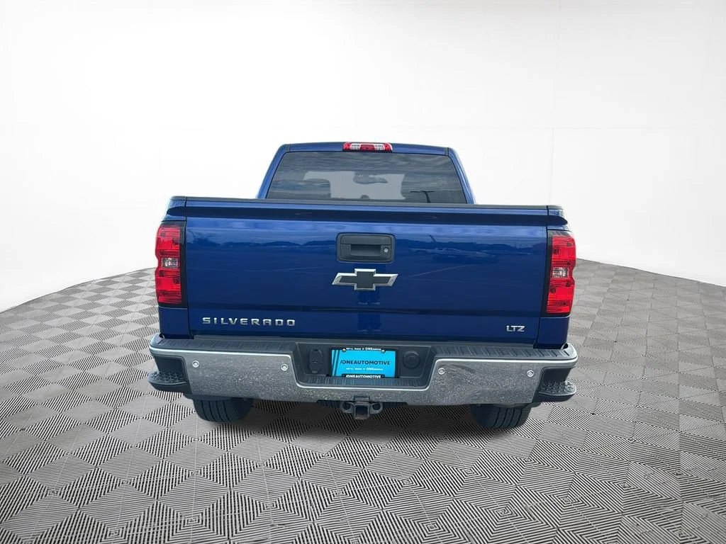 Used 2014 BLUE TOPAZ METALLIC Chevrolet LTZ image 10