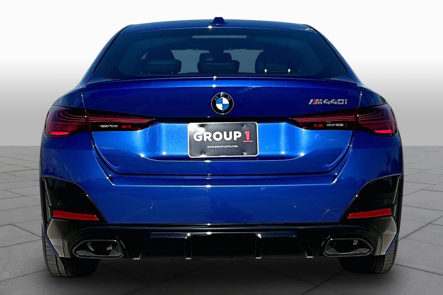 Used 2026 Portimao Blue Metallic BMW M440i image 4