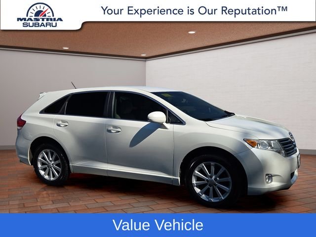 Used 2010 Blizzard Pearl Toyota Base image 1