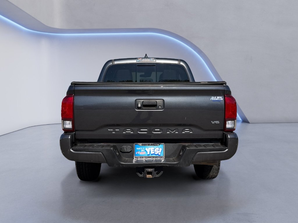 Used 2022 Magnetic Gray Metallic Toyota SR5 image 4