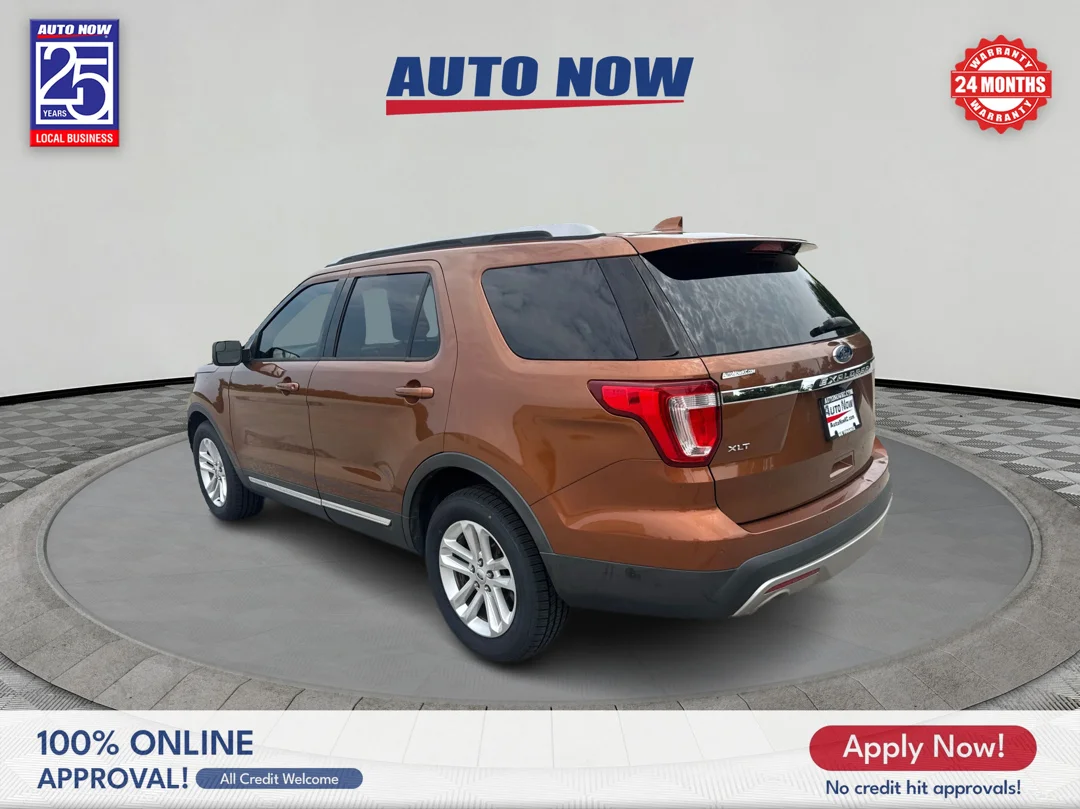 Used 2017 Canyon Ridge Metallic Ford XLT image 4