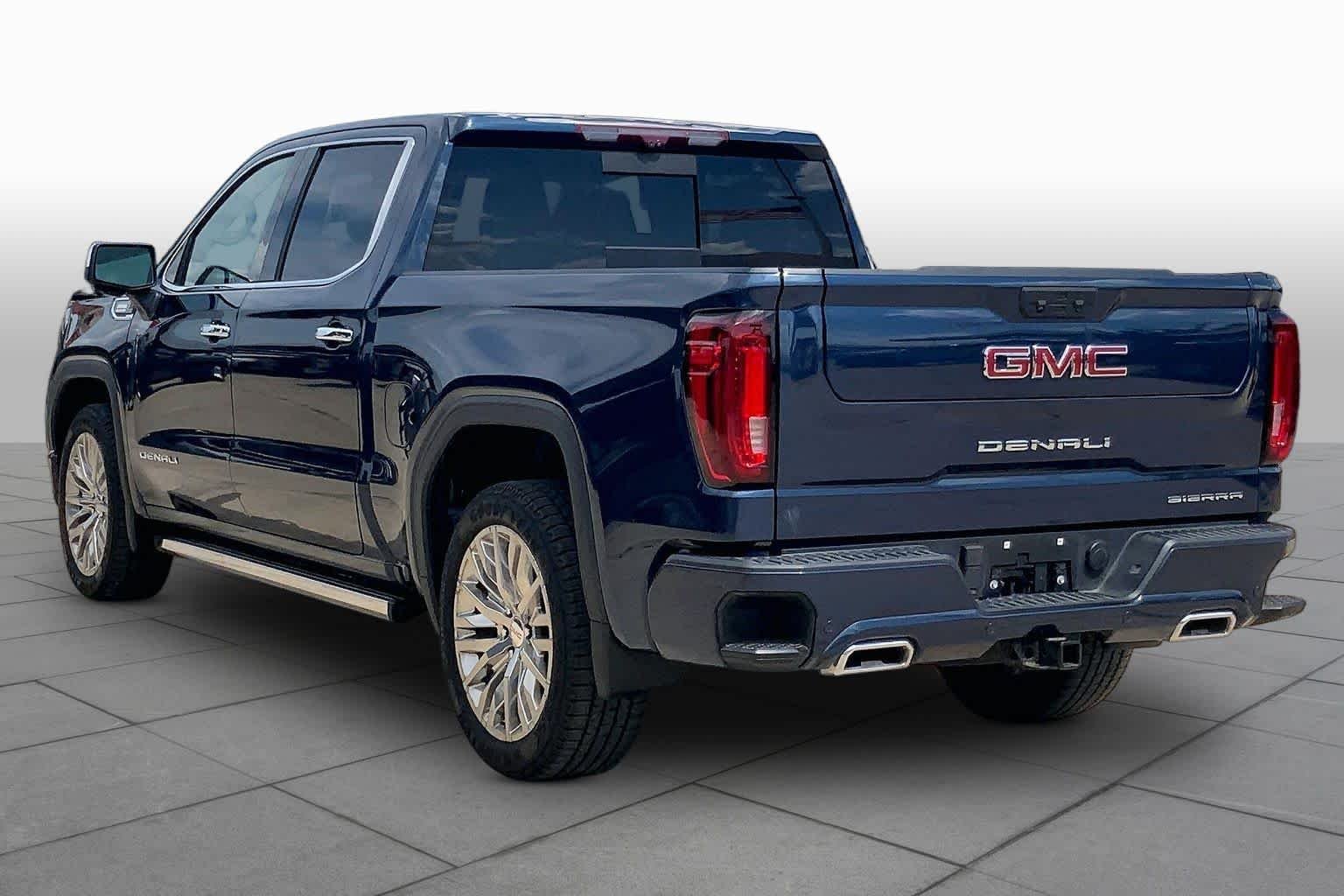 Used 2022 Pacific Blue Metallic GMC Denali image 12