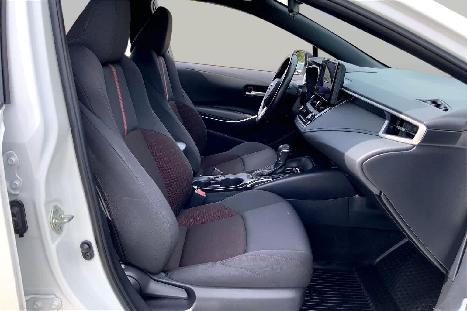 Used 2024 Wind Chill Pearl Toyota Hybrid SE image 9