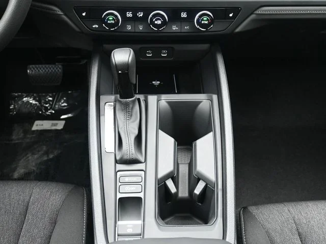 New 2026 Platinum White Pearl Honda SE image 28