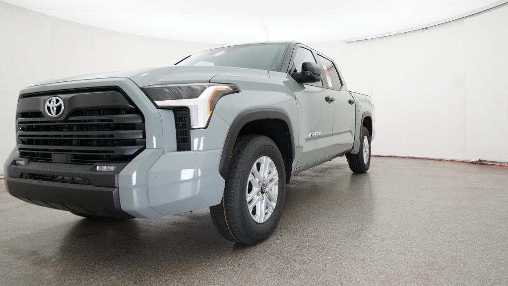 New 2026 Lunar Rock Toyota SR5 image 7