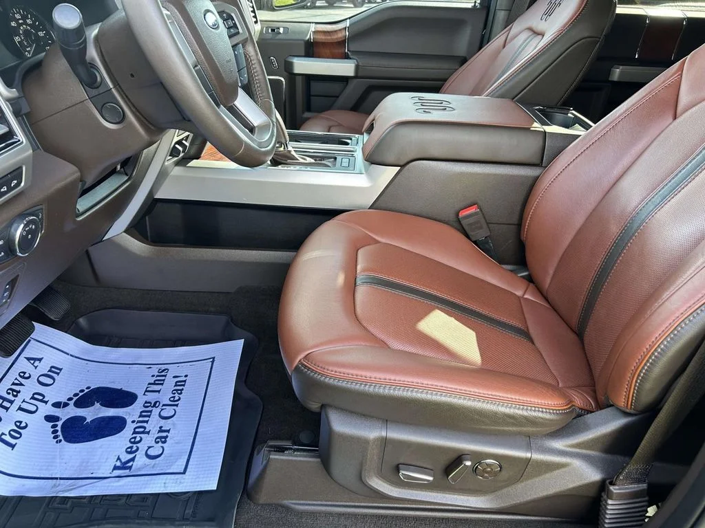 Used 2019 Blue Ford King Ranch image 15
