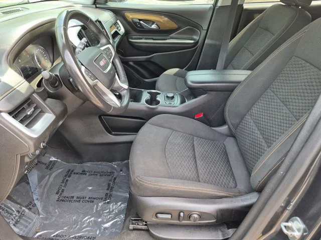 Used 2018  GMC SLE image 11