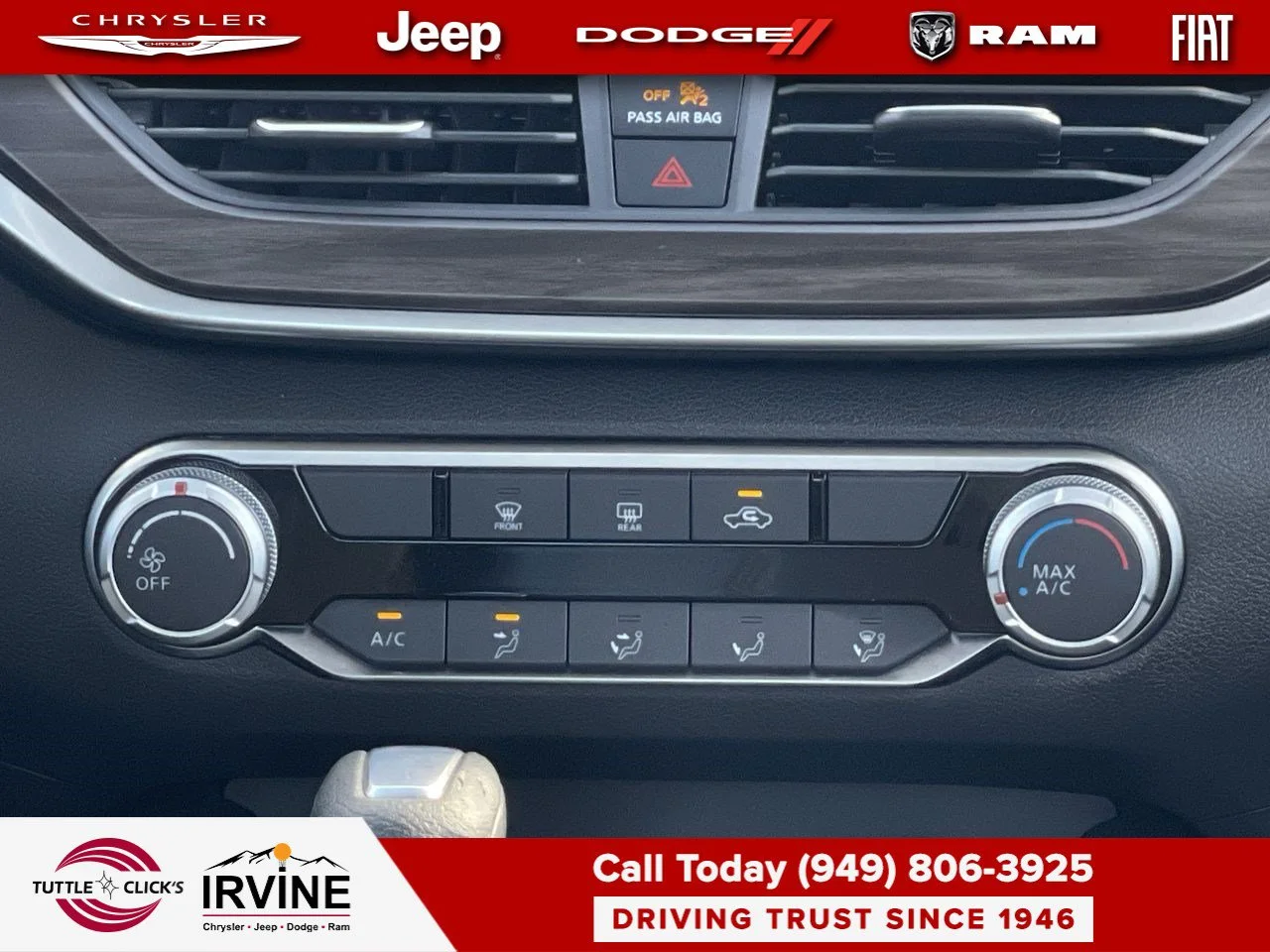 Used 2025 Garnet Pearl Metallic Nissan SV image 22