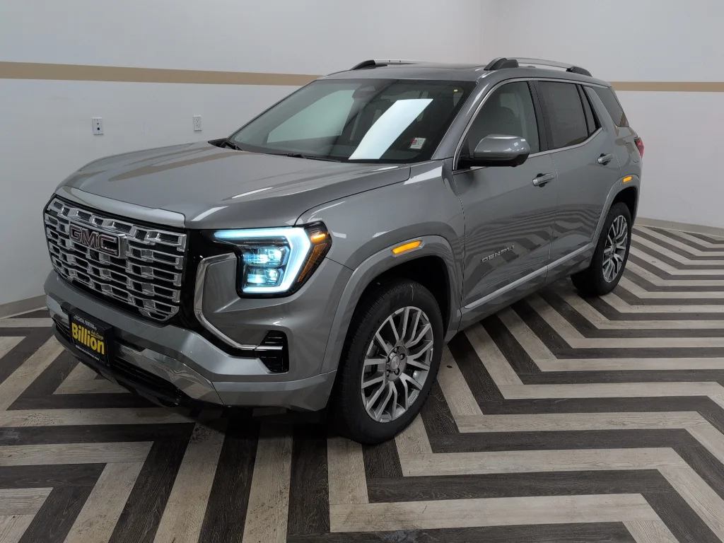 2026 GMC Terrain Denali AWD's photo