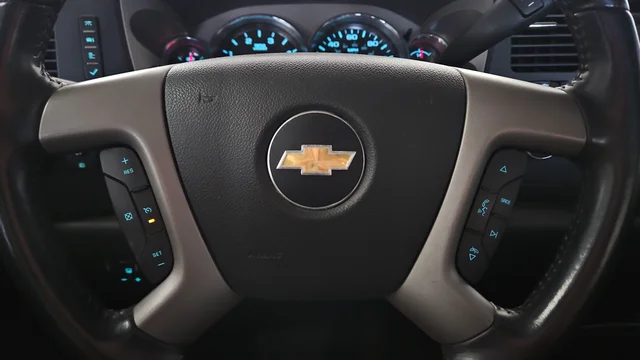 Used 2014 Summit White Chevrolet LT image 16