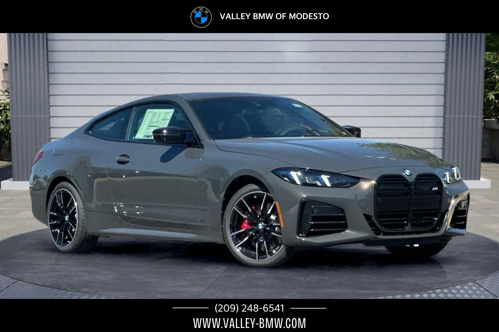 New 2027 Dravit Grey Metallic BMW M440i xDrive image 1