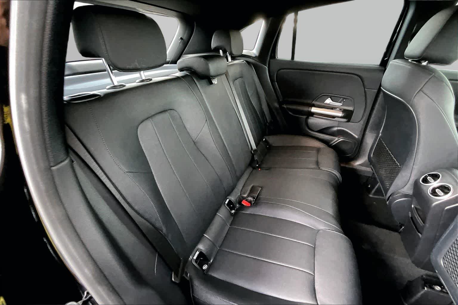 Certified Used 2025 Night Black Mercedes-Benz GLA 250 image 20