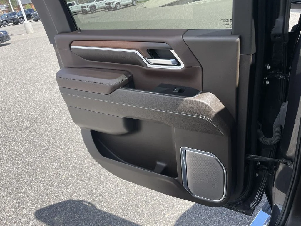 Used 2024 Titanium Rush Metallic GMC Denali image 15
