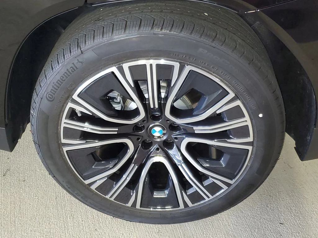 Used 2026 Black Sapphire Metallic BMW 30 xDrive image 5