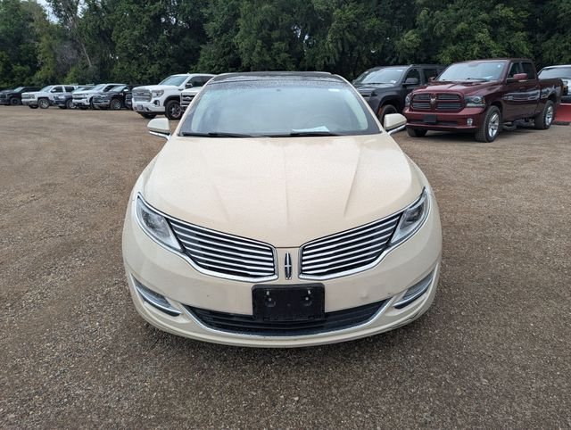 Used 2016  Lincoln Reserve image 12