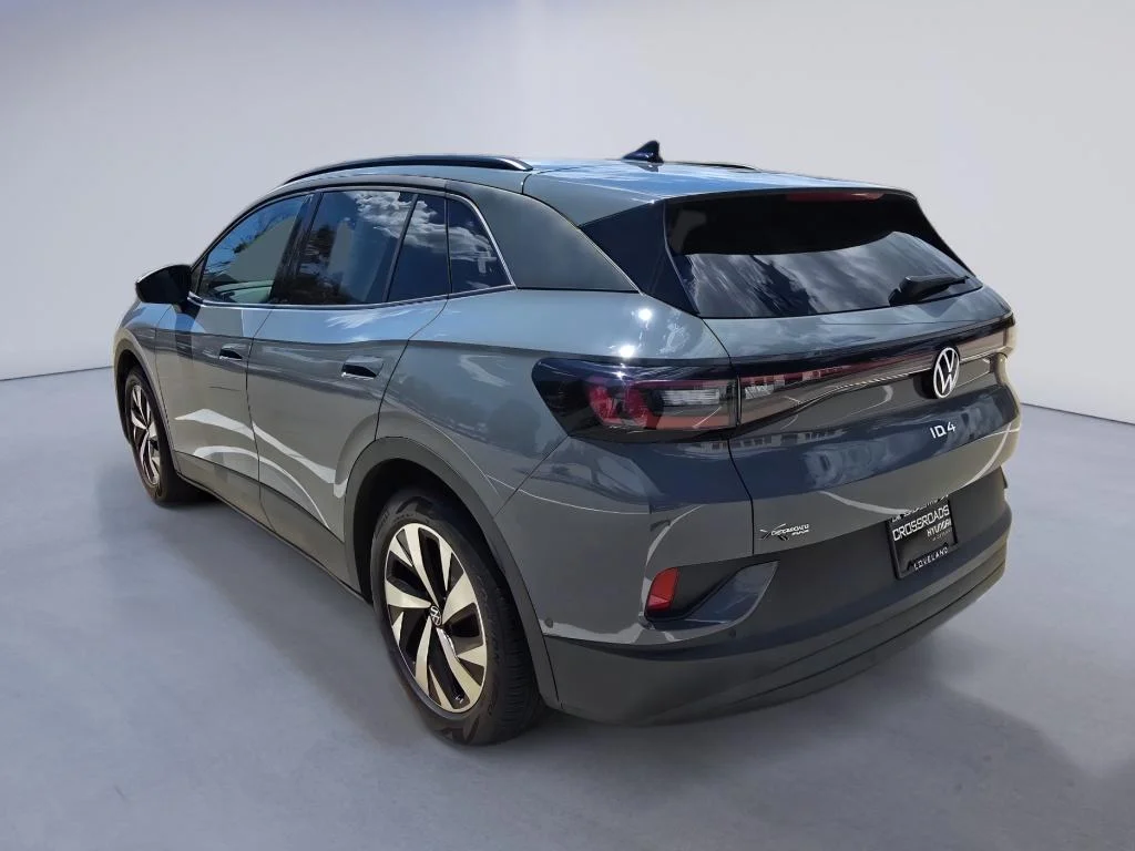Used 2024 Pure Gray Volkswagen Standard image 3