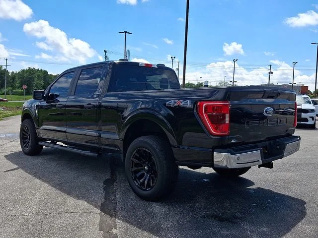Used 2022  Ford XLT image 4