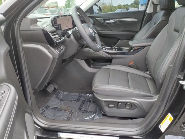 Used 2025 Black Buick Preferred image 19