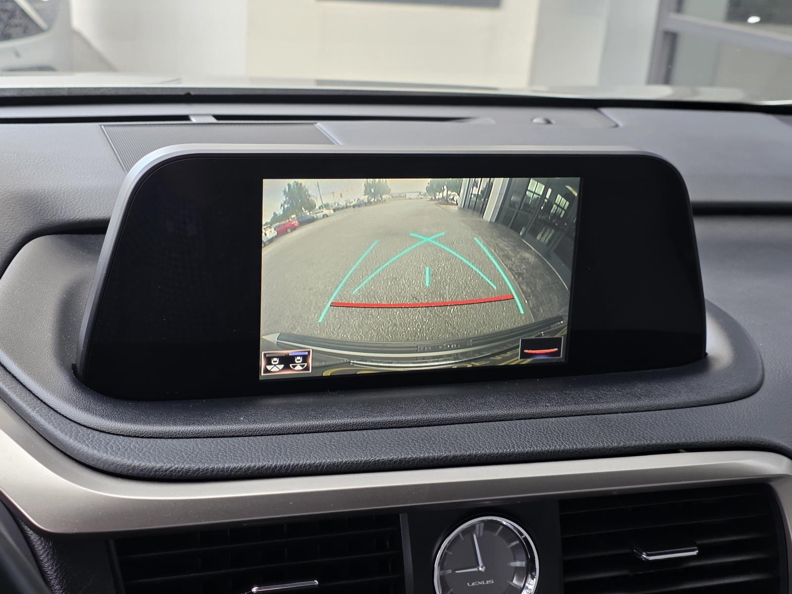 2022 Lexus RX 350 - Photo 13