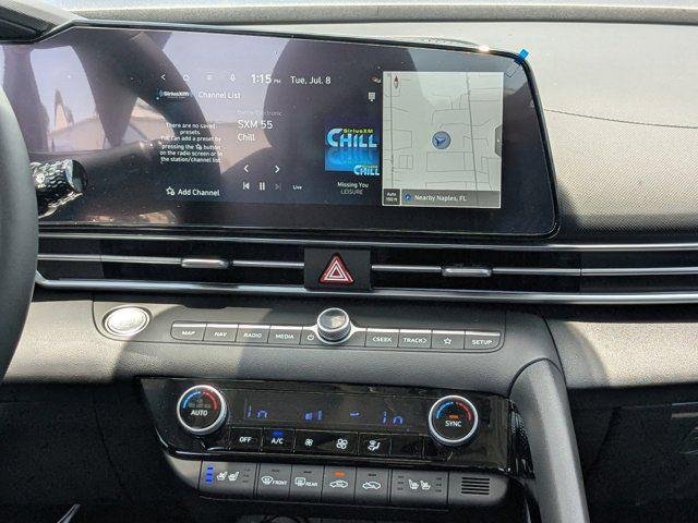 2025 Hyundai Elantra Limited - Photo 40