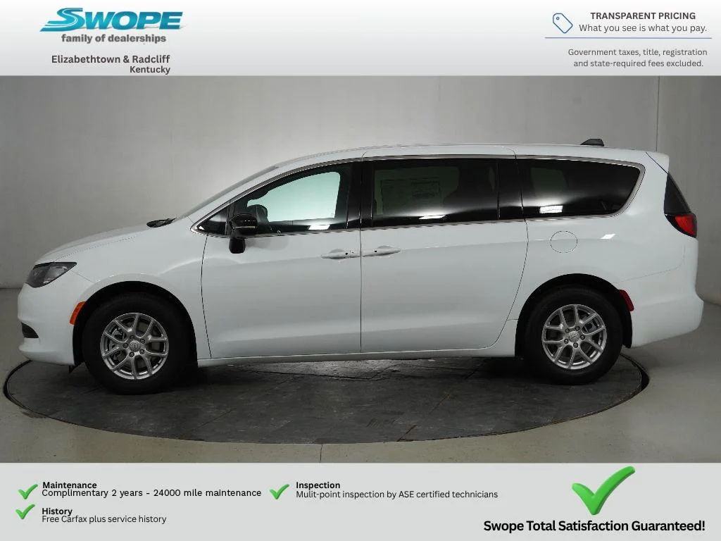New 2026 Bright White Clear-Coat Exterior Paint Chrysler LX image 6
