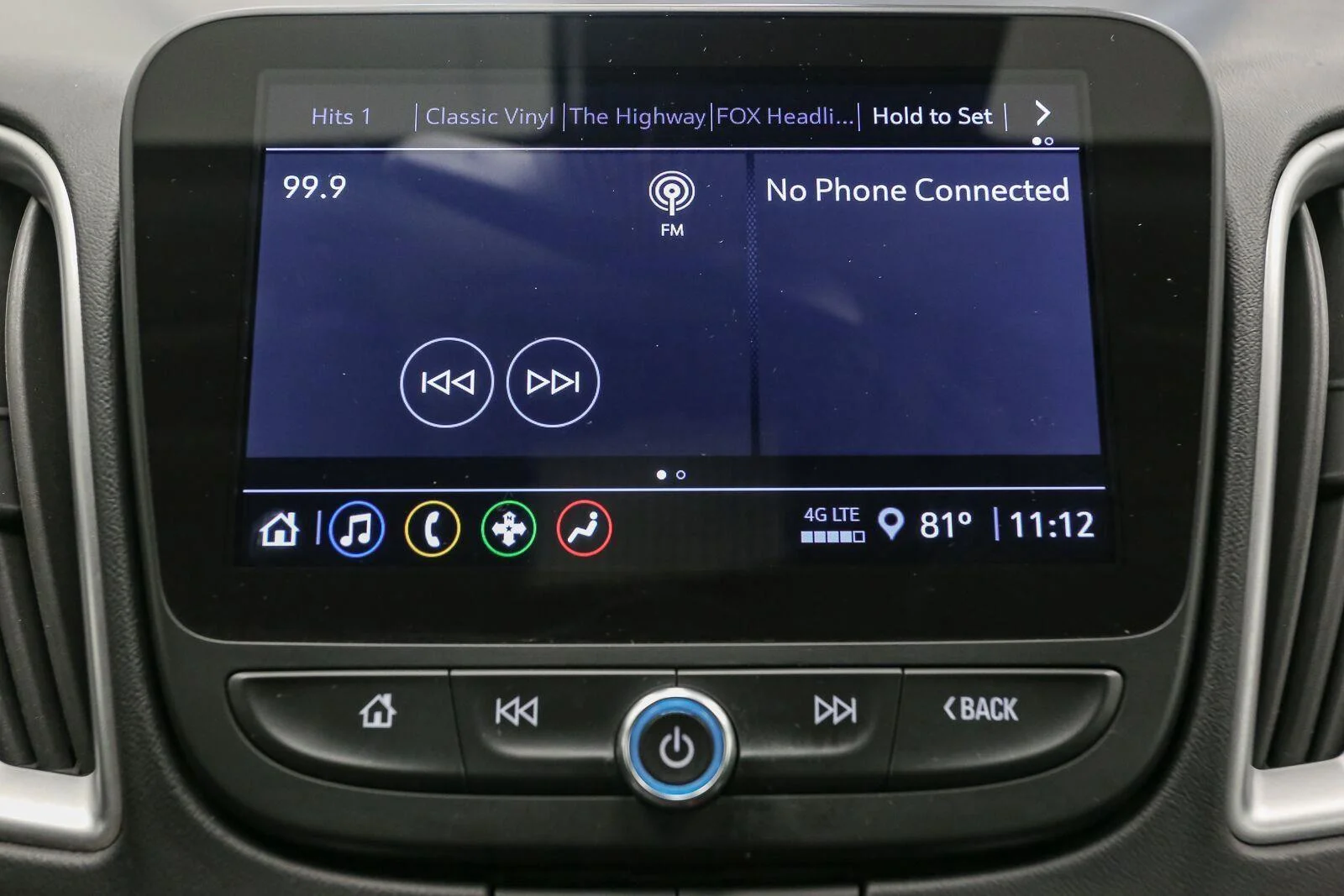 Used 2025 Mineral Gray Metallic Chevrolet LT image 23