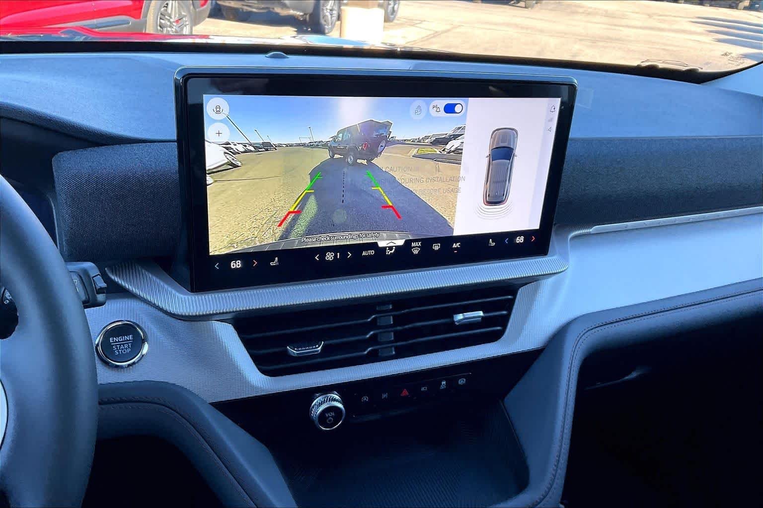 2026 Ford Explorer Active - Photo 16