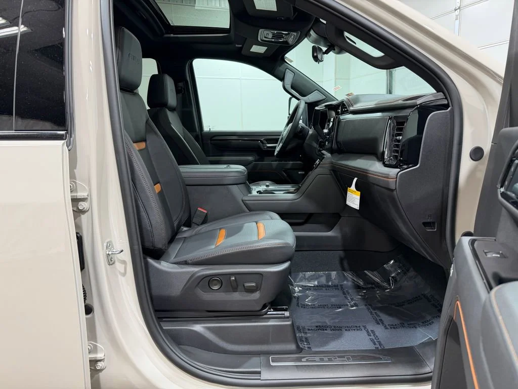 2026 GMC Sierra 2500HD AT4 - Photo 36