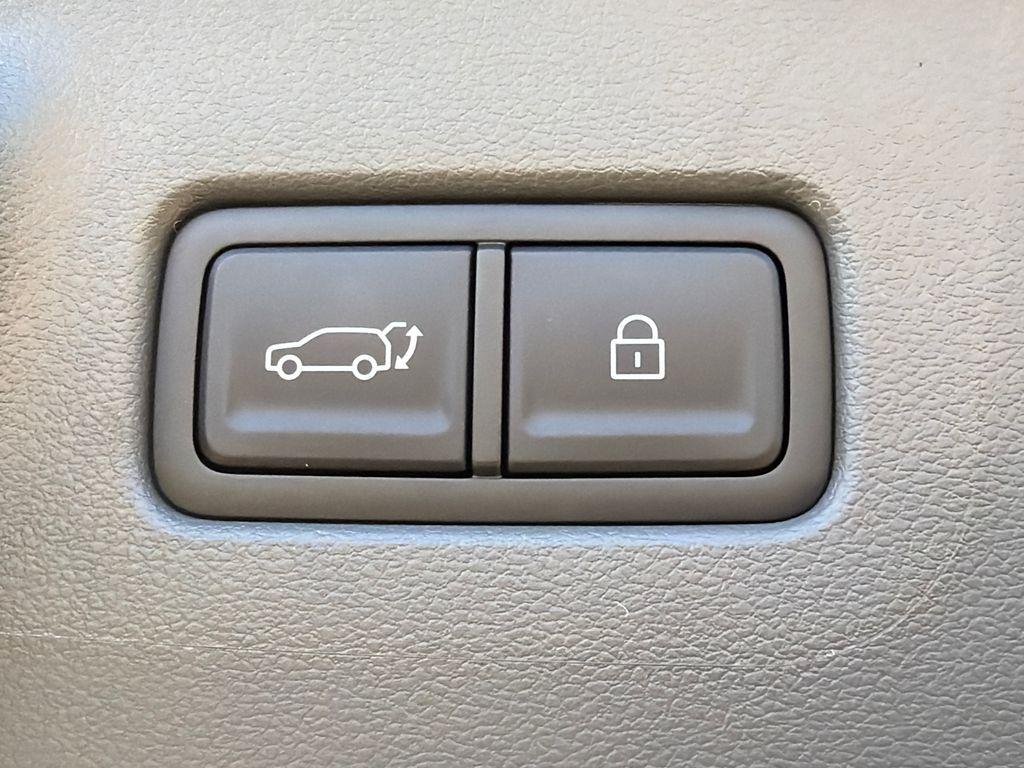 2026 Hyundai Santa Fe SE - Photo 19