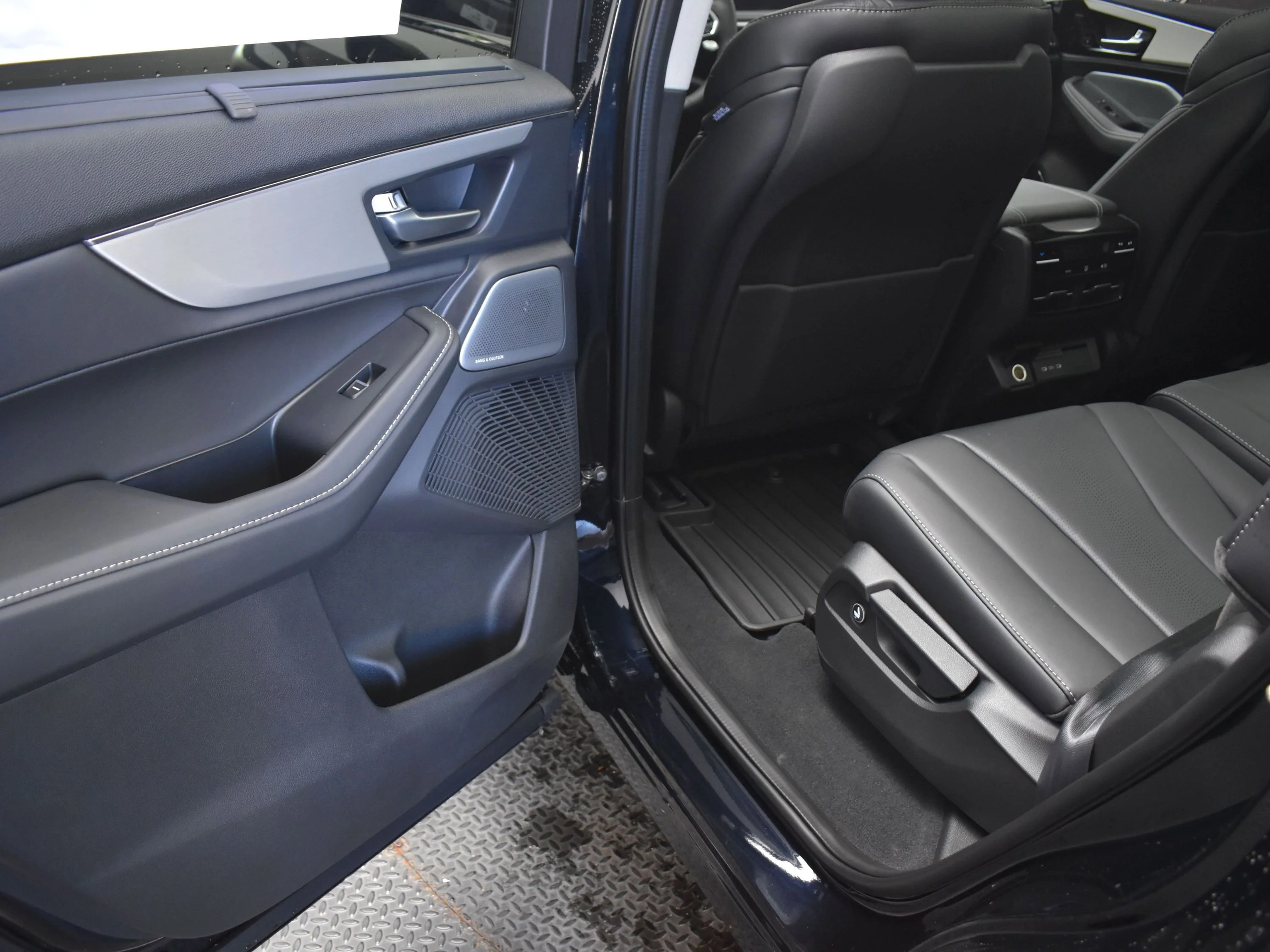 New 2026 Black Acura w/Technology Package image 22